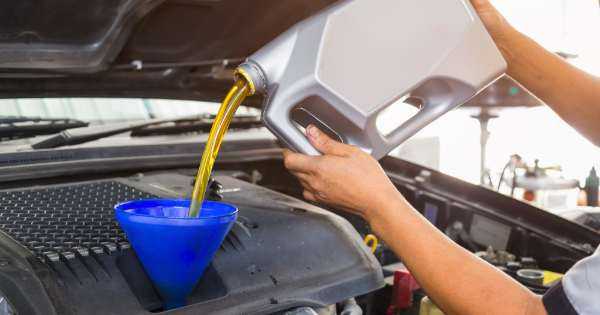 5 Things to Know About Getting a Car Oil Change 3