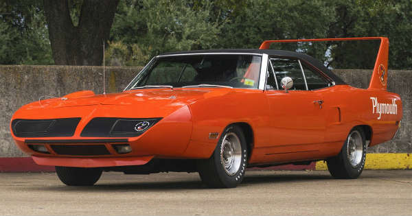 What's the Point of a Rear Spoiler? - Muscle Cars Zone!