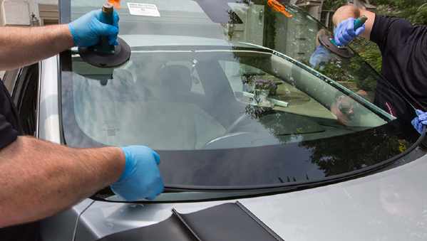 What to Look for When Choosing a Windshield Replacement Company in Gilbert, AZ 1