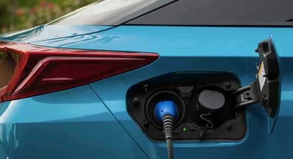 _11 Reasons To Buy A Hybrid Car 2