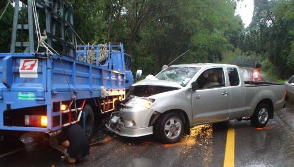 6 Tips To Prevent Trucking and Construction Accidents 2