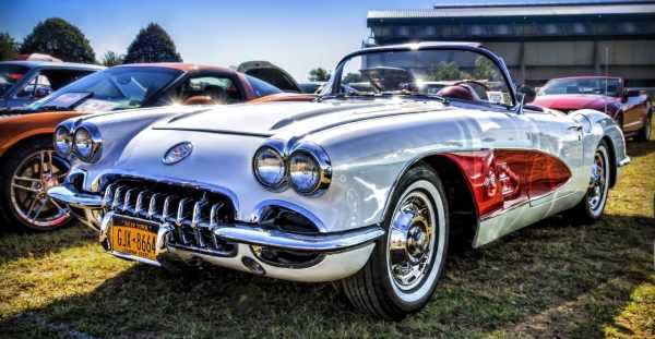 _Collecting Classics_ A Guide to Finding the Best Vintage Cars 1