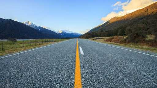 Factors That Enhance Your Risk On The Roads As A Driver 1