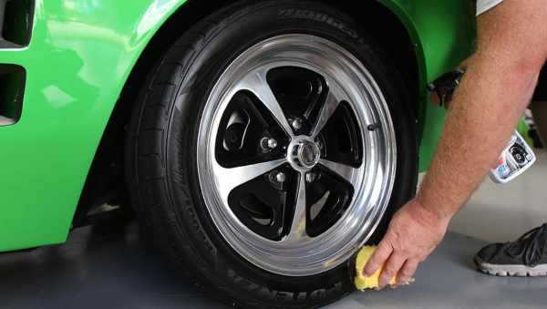 How To Choose The Best Tyres For Your Car 1