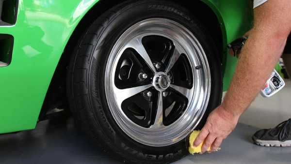How To Choose The Best Tyres For Your Car 1