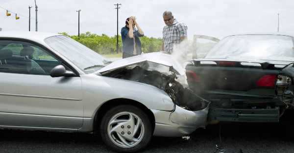Car Accidents_ 4 Tips on How to Avoid Them 1