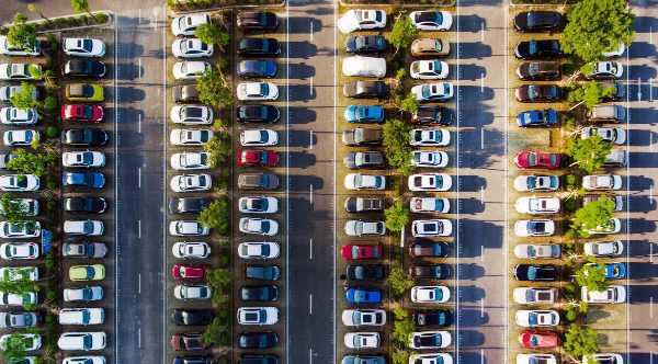 How can safety be improved in public car parks_ 1